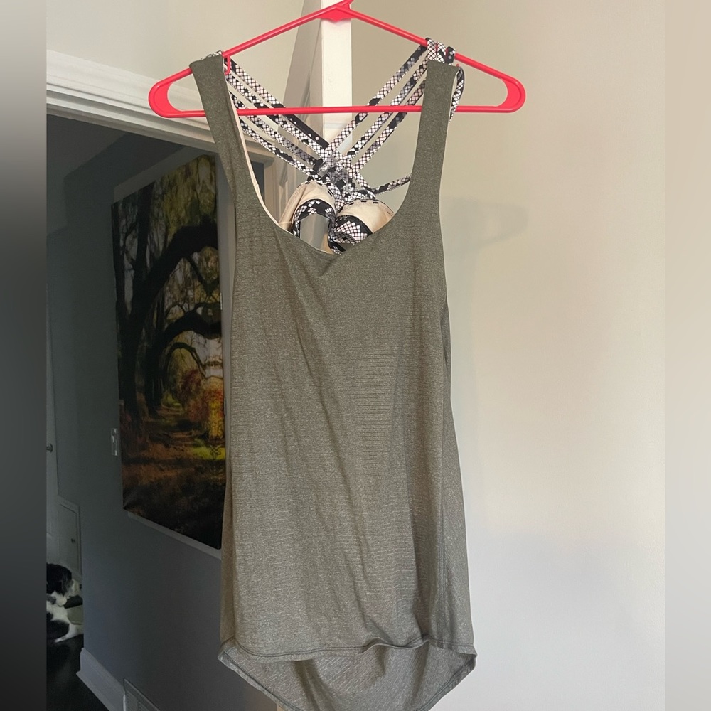 Lululemon workout tank top